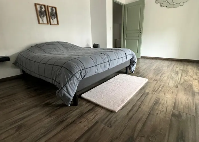 Maison Aux Pieds Du Circuit De Mirecourt