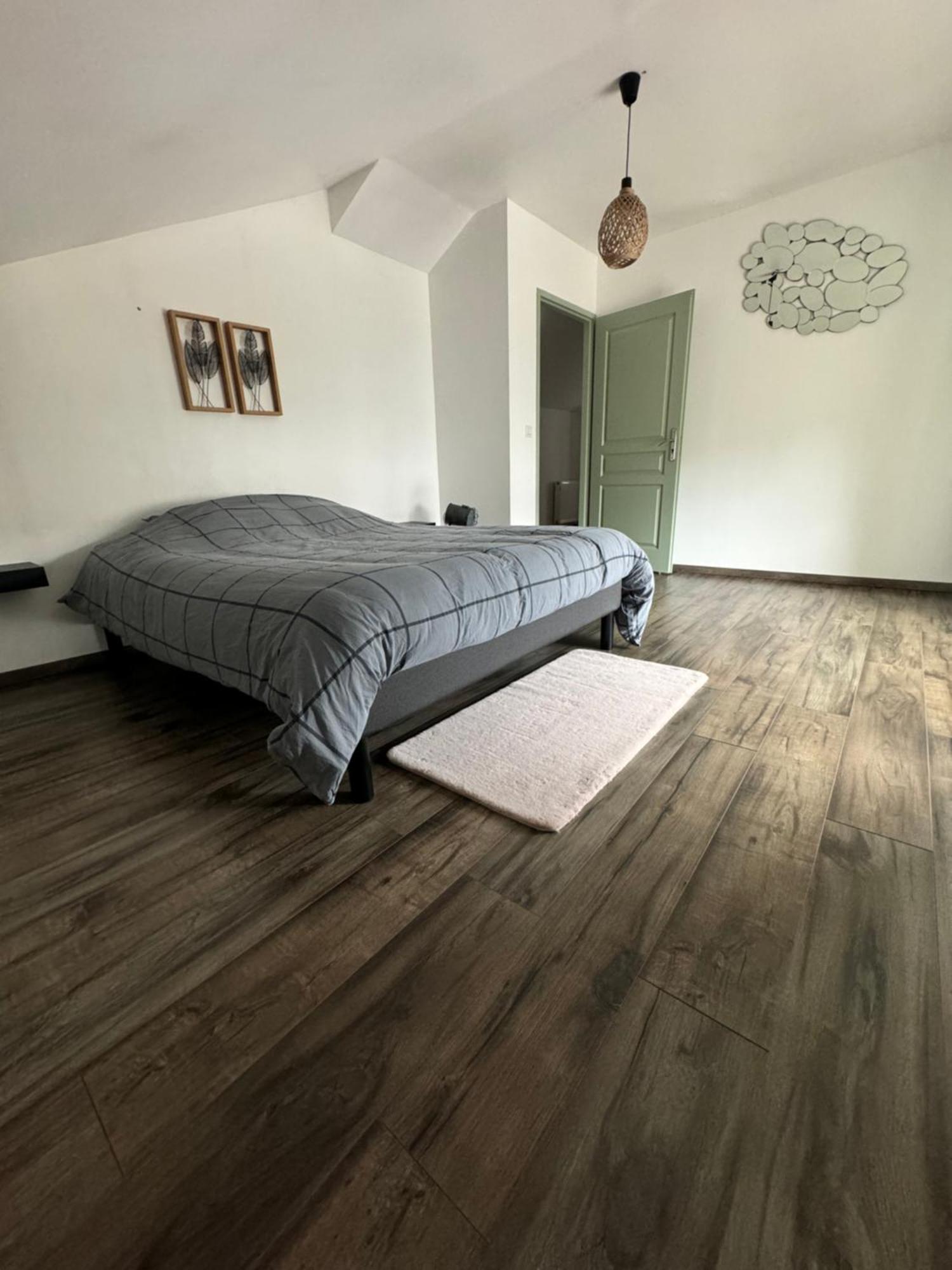 Hébergement de vacances Maison Aux Pieds Du Circuit De Mirecourt Baudricourt