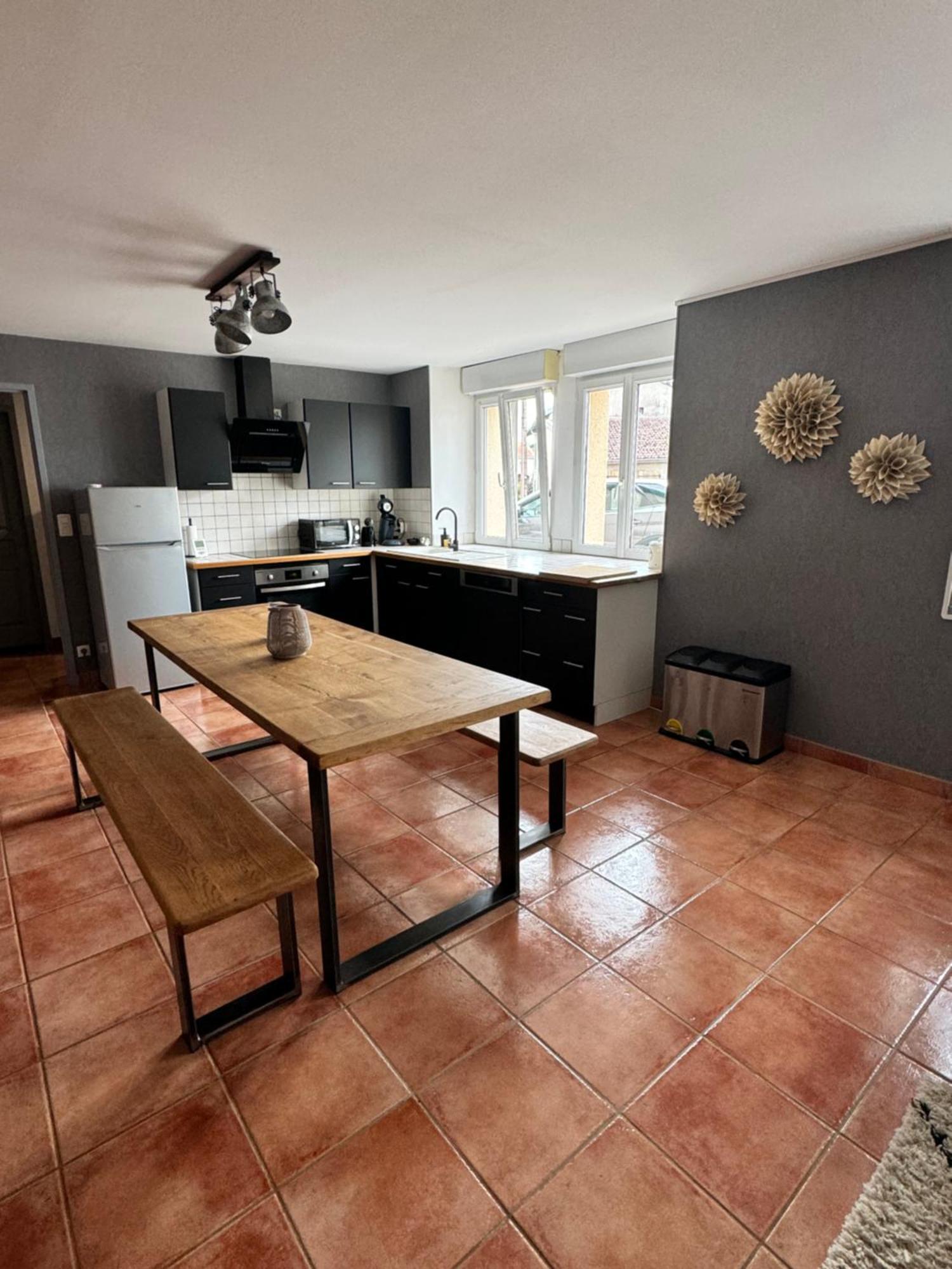 Maison Aux Pieds Du Circuit De Mirecourt *